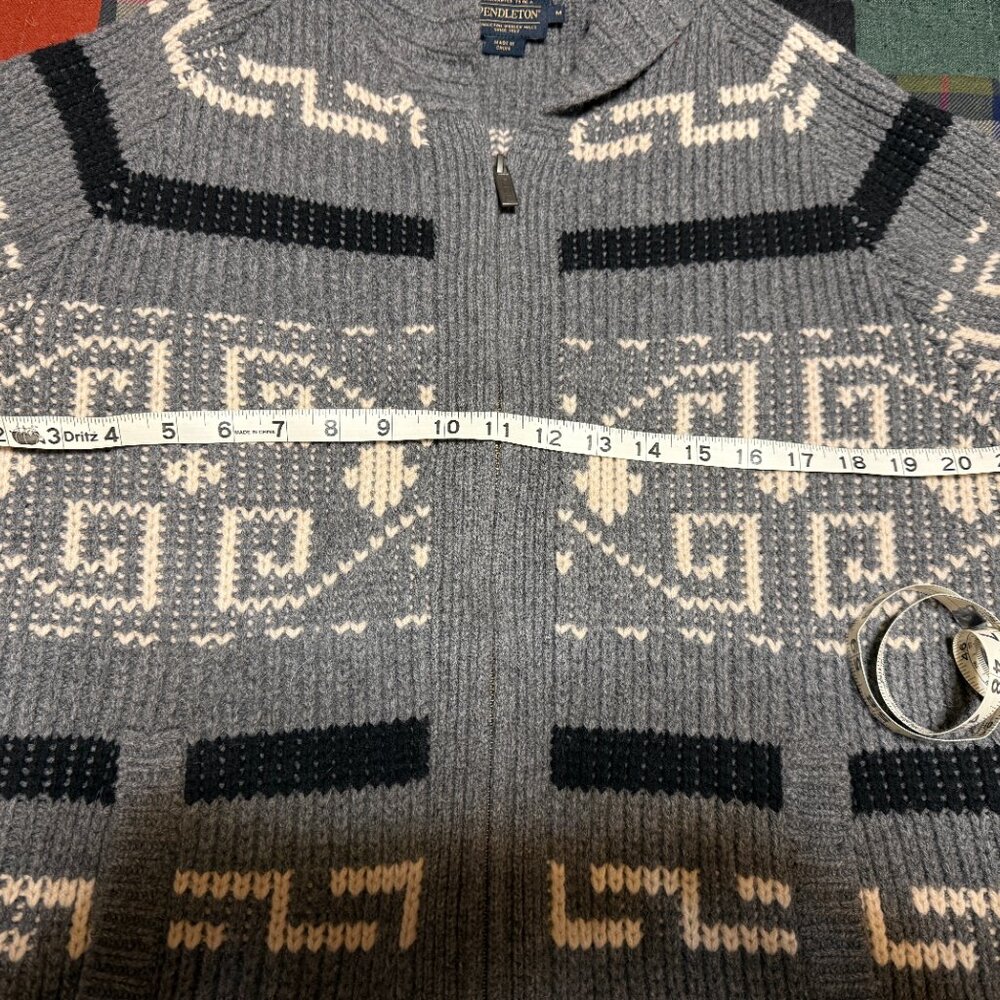 Pendleton WOMEN'S WESTERLEY CARDIGAN Grey and Black Size Medium Womens - Picture 9 of 9